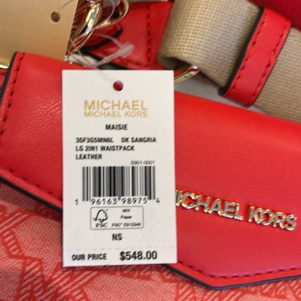 MICHAEL KORS
Maisie Large Pebbled Leather 2-in-1 Sling Pack
Dark Sangria 
NWT - Picture 7 of 16